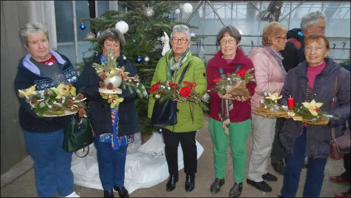 Atelier de Noël, fleuristerie traditionnelle enchanteresse Fleuristerie,Noël Fleuristerie,Noël