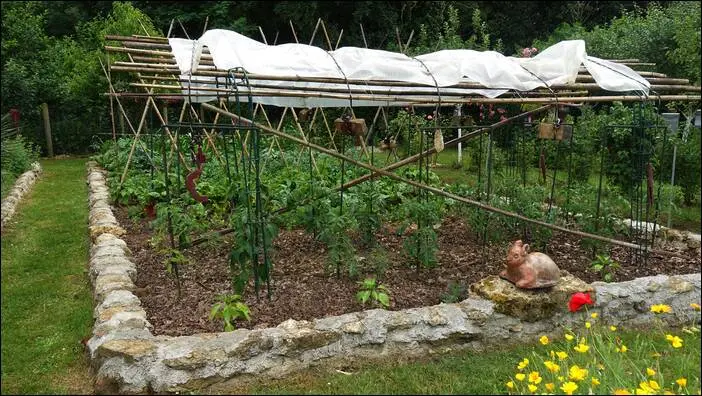 Visite d’un jardin remarquable à St. Martin d'Auxigny jardin remarquable,permaculture,autonomie jardin remarquable,permaculture,autonomie