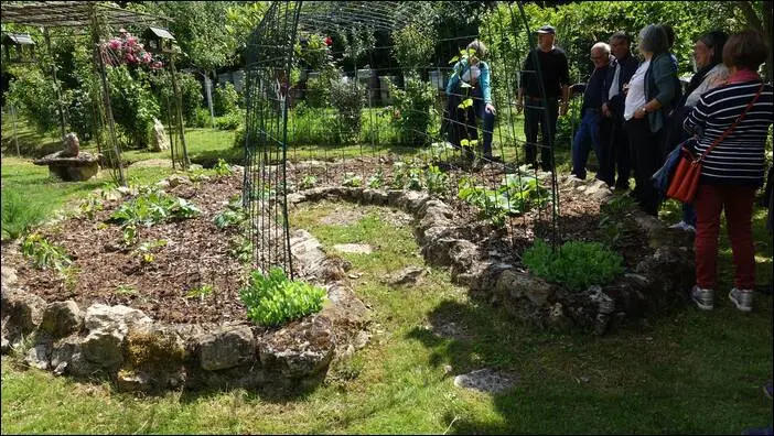 Visite d’un jardin remarquable à St. Martin d'Auxigny jardin remarquable,permaculture,autonomie jardin remarquable,permaculture,autonomie